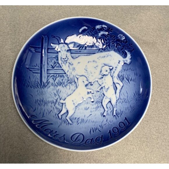 Bing & Grondahl Copenhagen Mors Dag 1991 Mothers Day Plate with Goat & Kids Desi - Picture 7 of 9